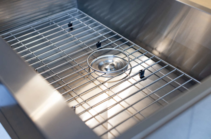 True Flame 32" Outdoor Rated Farmhouse Sink Package