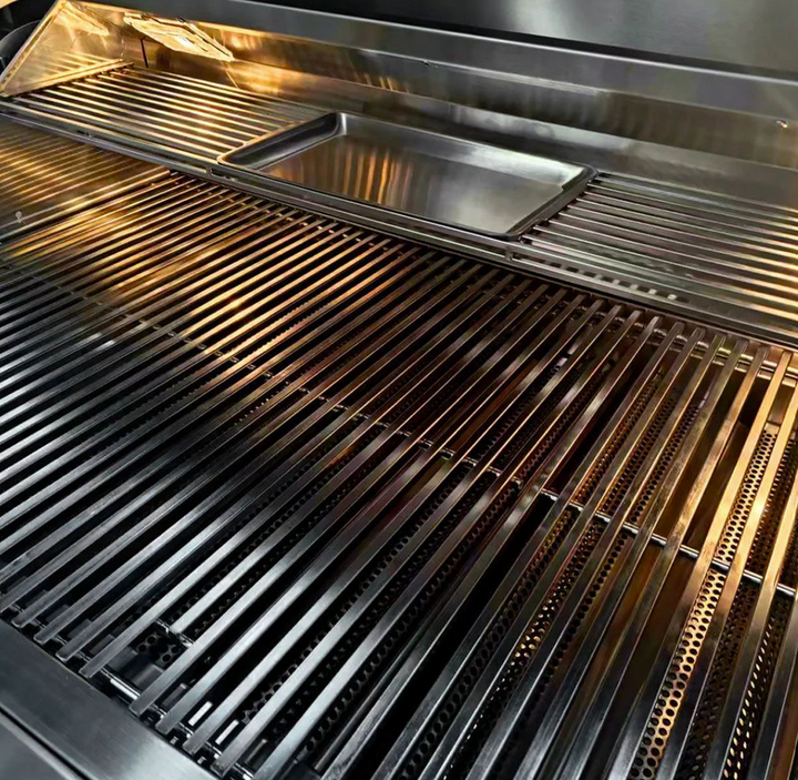 True Flame 25″ 3-Burner Gas Grill with Deluxe Cart