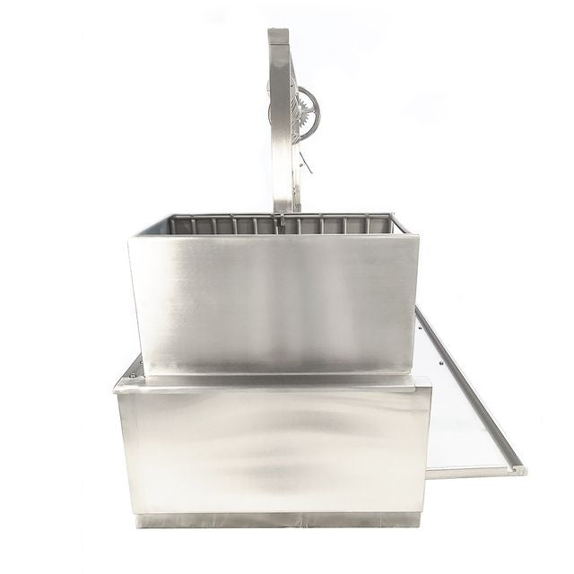 Tagwood Built-In Santa Maria Style Grill (557 sq. in.)