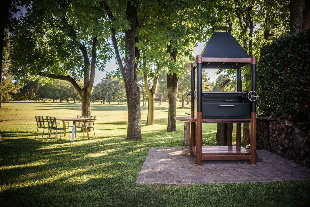 Tagwood "The Beast" Santa Maria Style Grill - Wood & Black