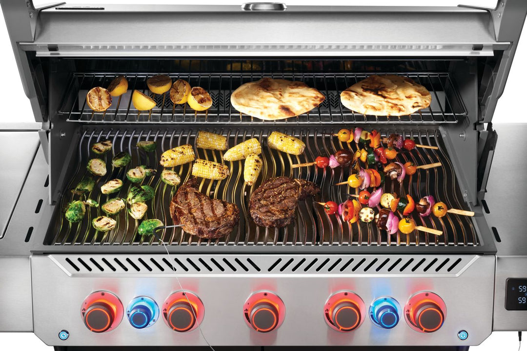 Napoleon Prestige® 665 Series Gas Grill