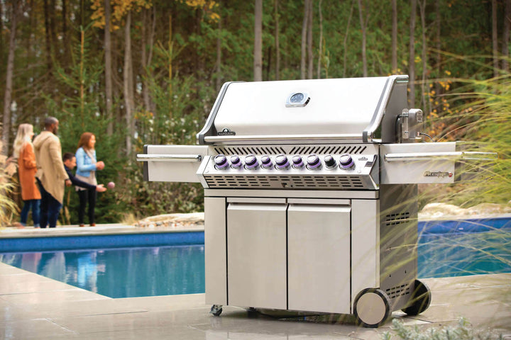 Napoleon Prestige Pro 665 with Infrared Side & Rear Burners