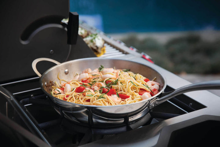 Napoleon Prestige Pro 825with Side Burner, Infrared Rear & Bottom Burner