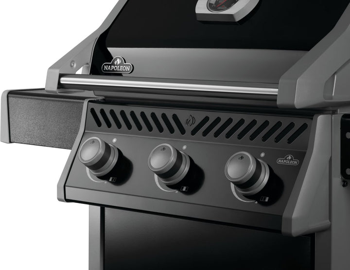 Napoleon Rogue® 425 – Premium 3-Burner Gas Grill in Sleek Black
