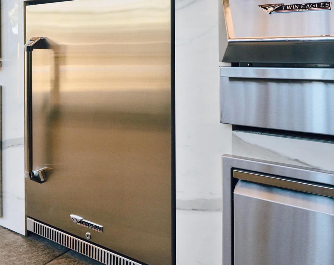Twin Eagles 24" Outdoor Refrigerator