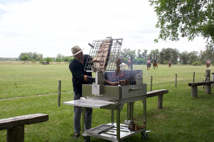 Tagwood Santa Maria Style Clamp Grill with Firebox