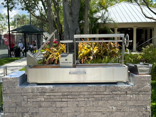 Tagwood Santa Maria Style Built-In Grill