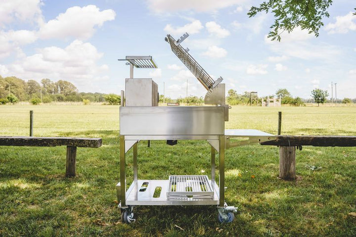 Tagwood Santa Maria Style Clamp Grill with Firebox