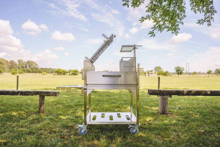Tagwood Santa Maria Style Clamp Grill with Firebox