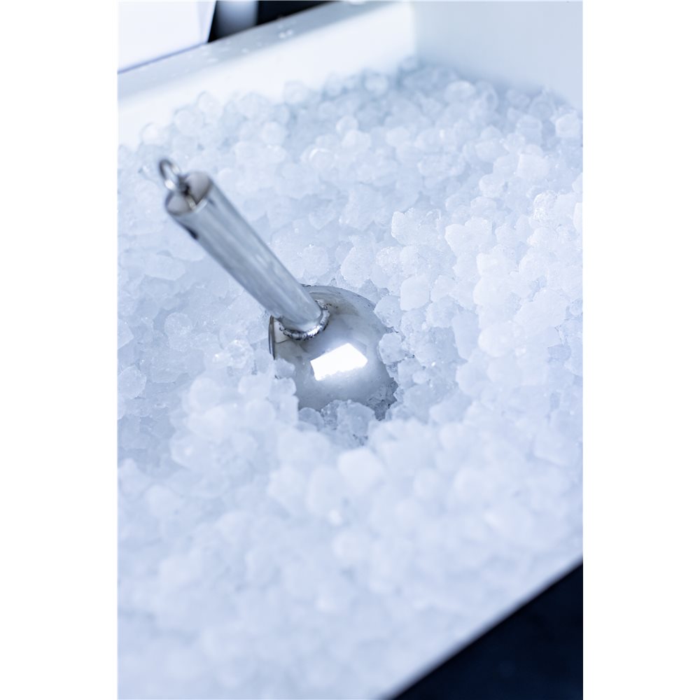 True Flame 15″ Deluxe Outdoor Rated Ice Maker