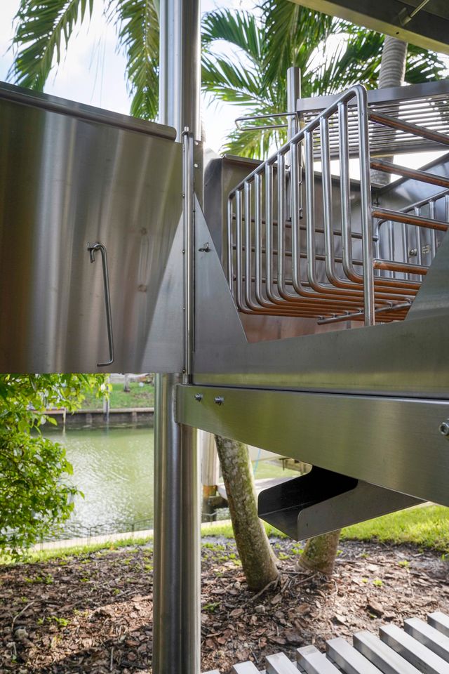Tagwood "The Beast On Steroids" Santa Maria Style Grill – 304 Stainless Steel