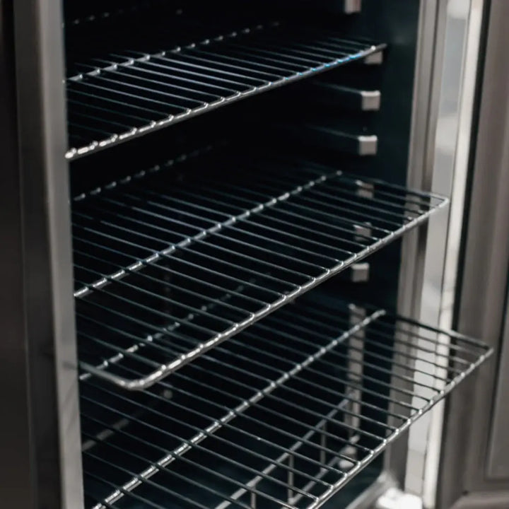 True Flame 22″ Outdoor Rated Refrigerator – Stainless Steel Door (4.2 cu ft)