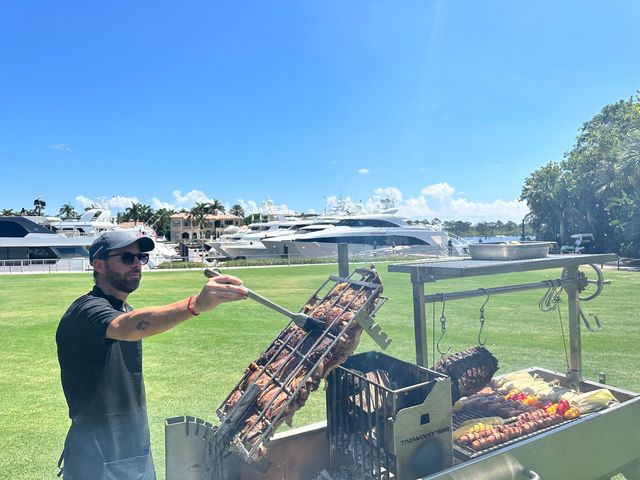 Tagwood Freestanding Santa Maria Style Grill